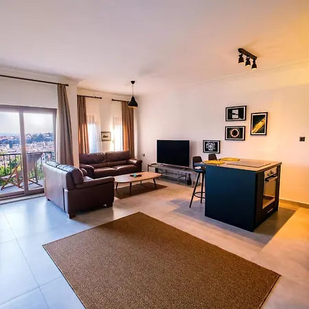 Stylish Modern Hideout In Apartment Kas