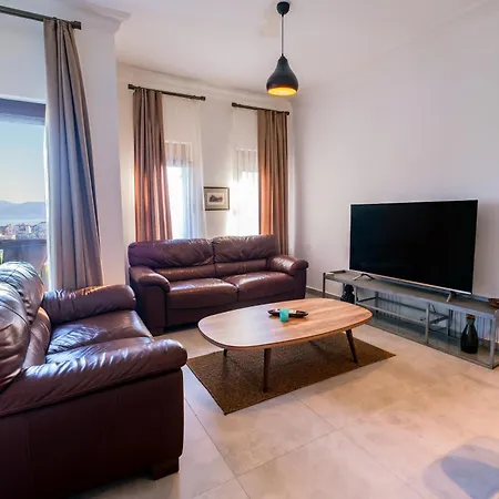Stylish Modern Hideout In Apartment *